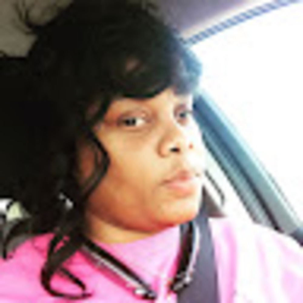 Meet your Posher, Felicia